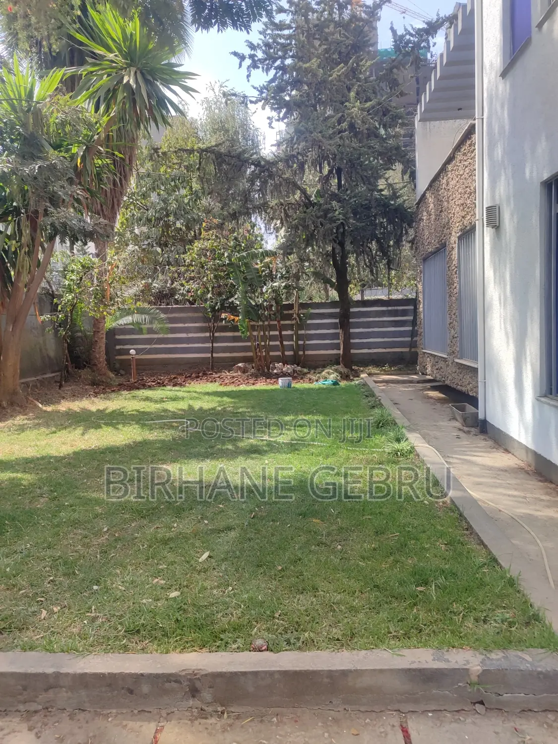 G+2 House Rent for Resturant or Living