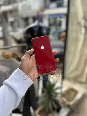 Apple iPhone XR 64 GB Red