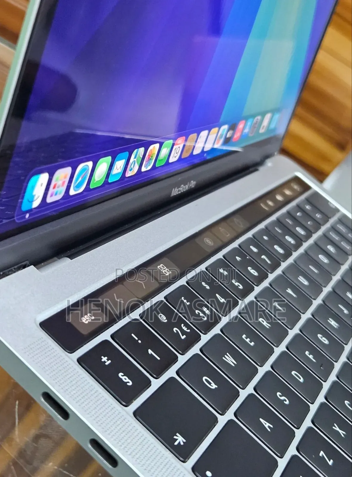 New Laptop Apple MacBook Pro 2019 8GB Intel Core I5 SSD 128GB