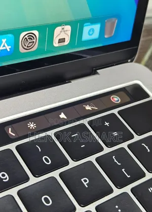 New Laptop Apple MacBook Pro 2019 8GB Intel Core I5 SSD 128GB