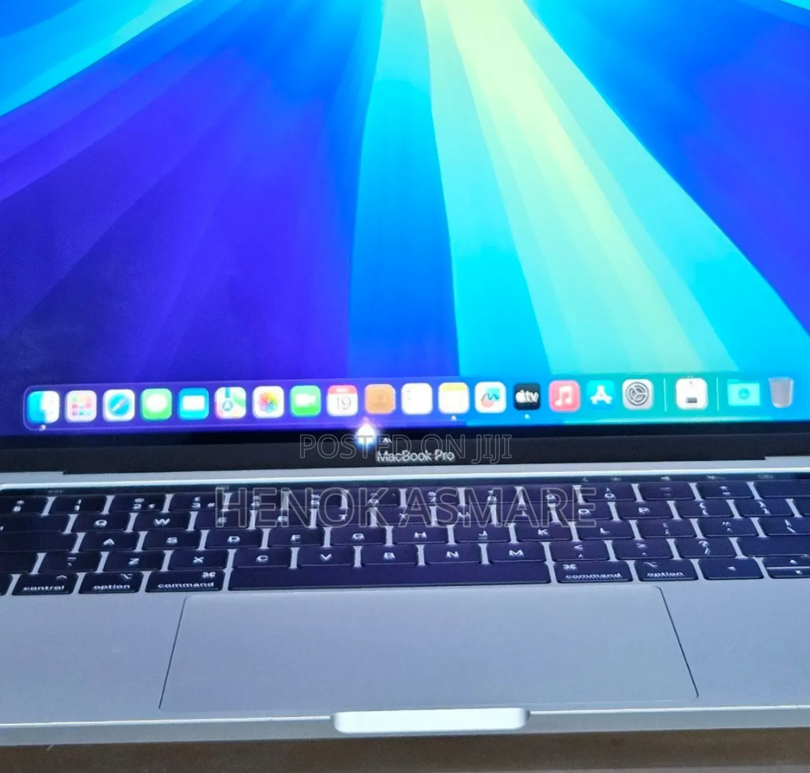 New Laptop Apple MacBook Pro 2019 8GB Intel Core I5 SSD 128GB