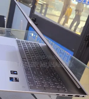 New Laptop HP Pavilion 15 16GB Intel Core I7 SSD 1T