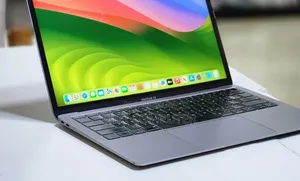 Photo - New Laptop Apple MacBook Pro 2019 32GB Intel Core I9 SSD 2T