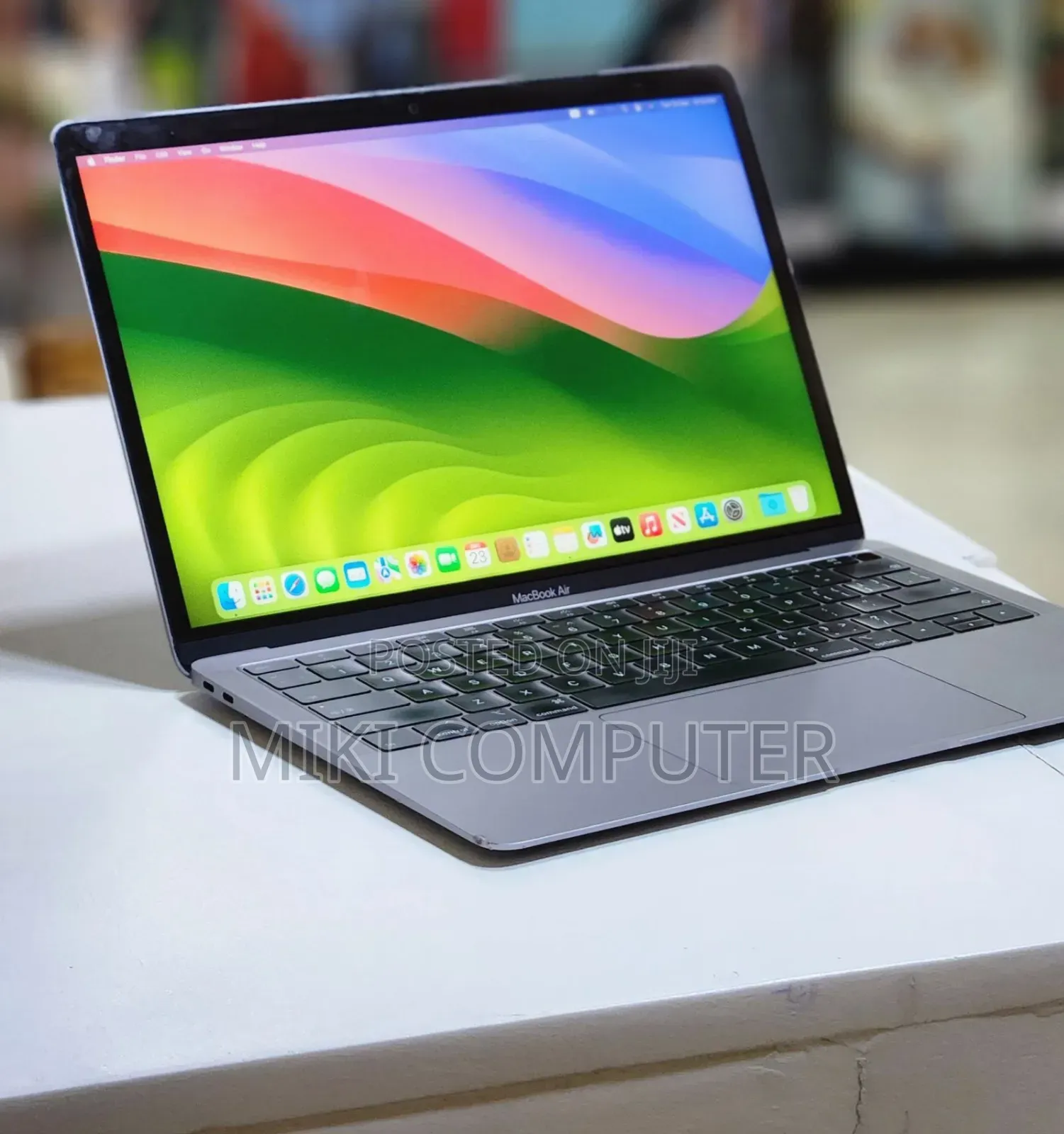 New Laptop Apple MacBook Air 2019 8GB Intel Core I5 SSD 256GB