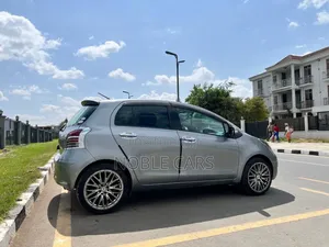 Toyota Yaris 2008 Gray