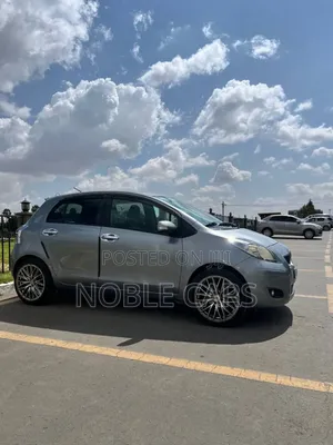 Toyota Yaris 2008 Gray