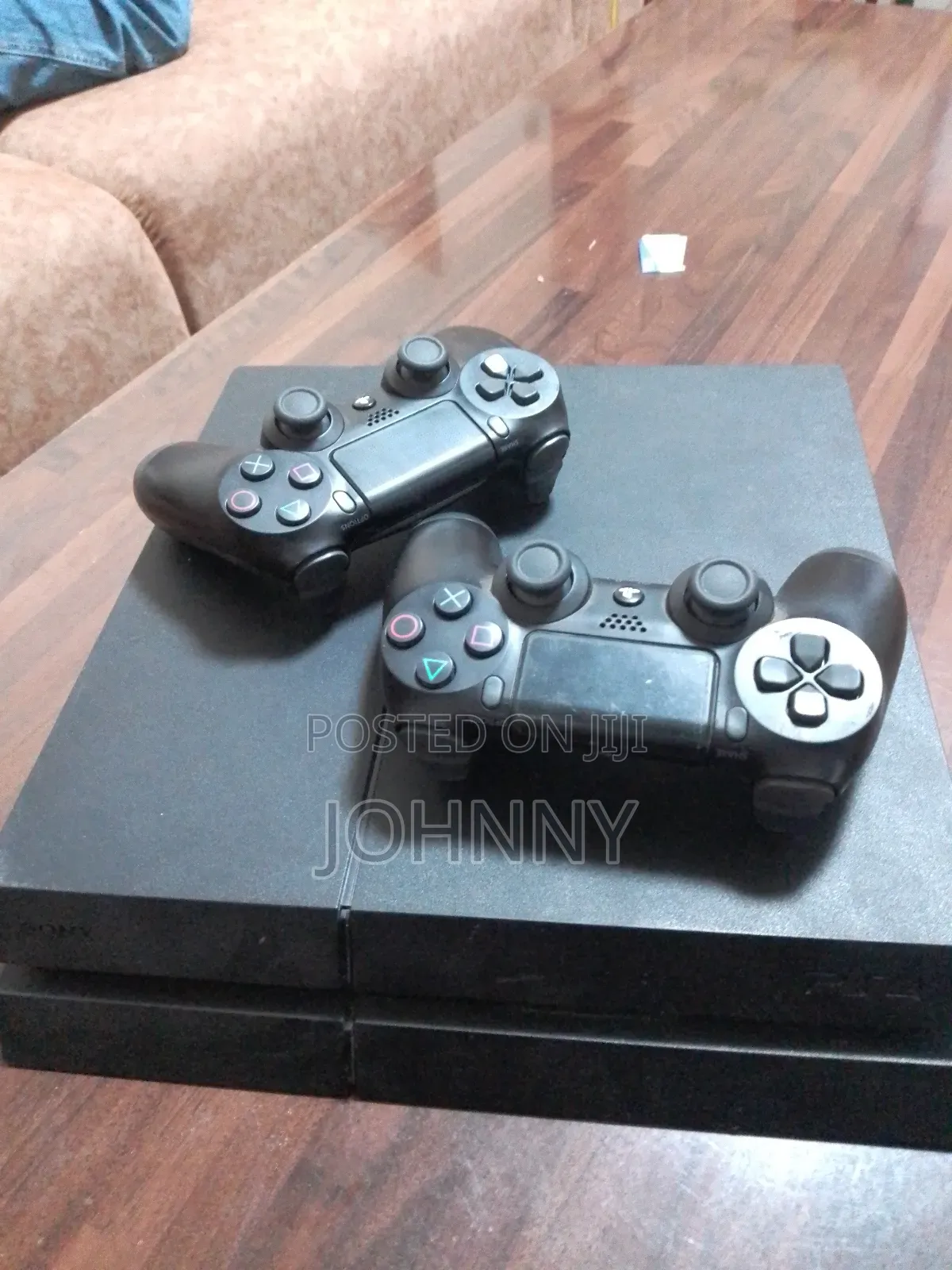 Ps4 Fat አለኝ እባካቹ ግዙኝ