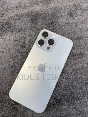 Apple iPhone 15 Pro Max 256 GB