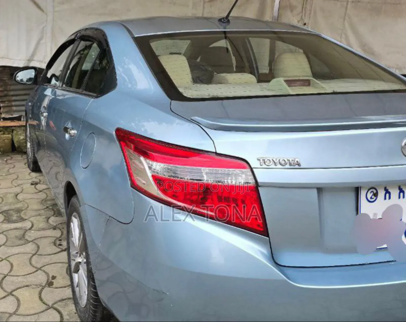 Toyota Yaris 2016 Blue