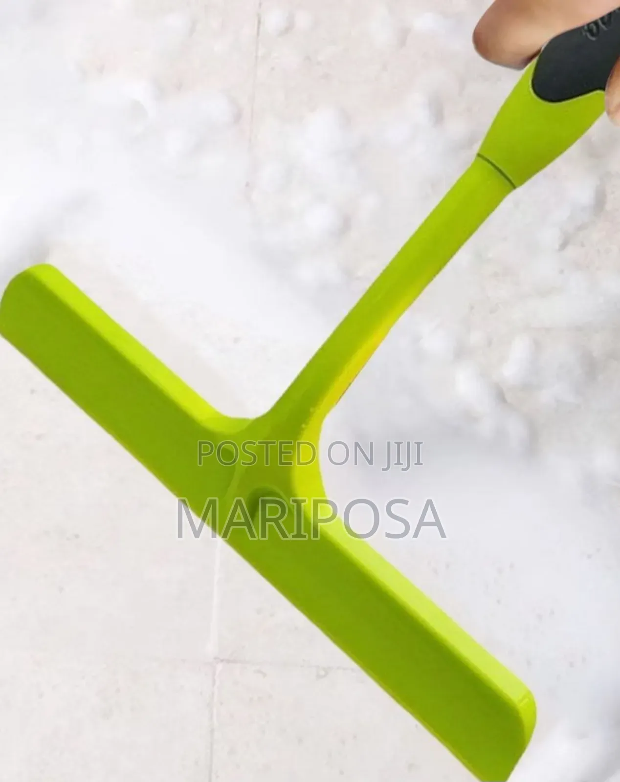 Non-slip Hand-held Plastic Squeegee