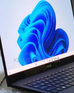 New Laptop Asus 16GB Intel Core I9 SSD 1T