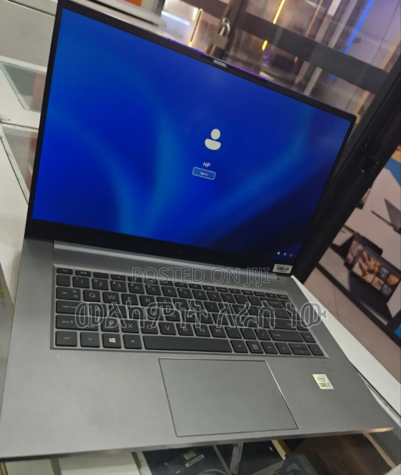 New Laptop HP ZBook Firefly 14 G7 32GB Intel Core I7 SSD 512GB