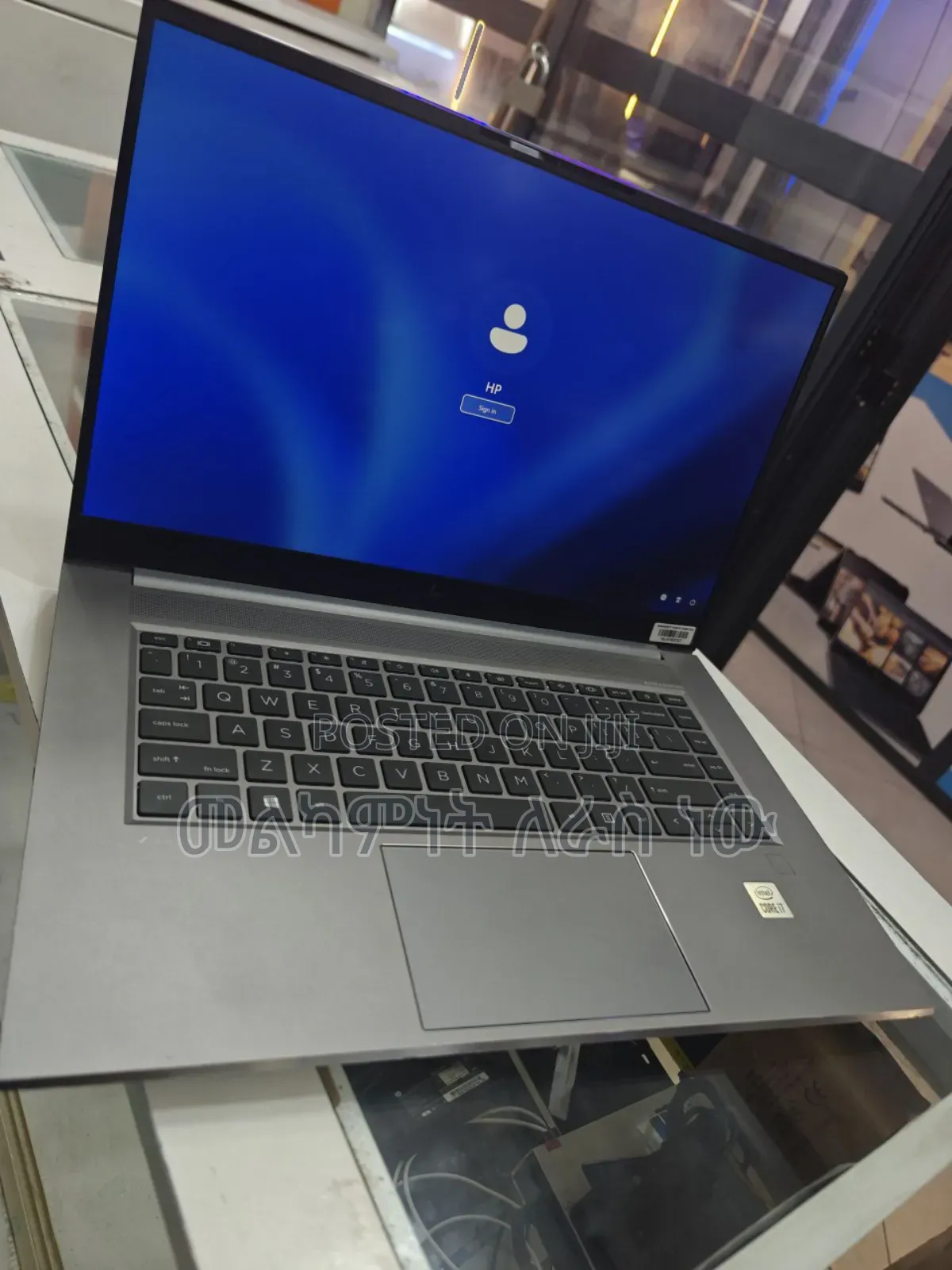 New Laptop HP ZBook Firefly 14 G7 32GB Intel Core I7 SSD 512GB