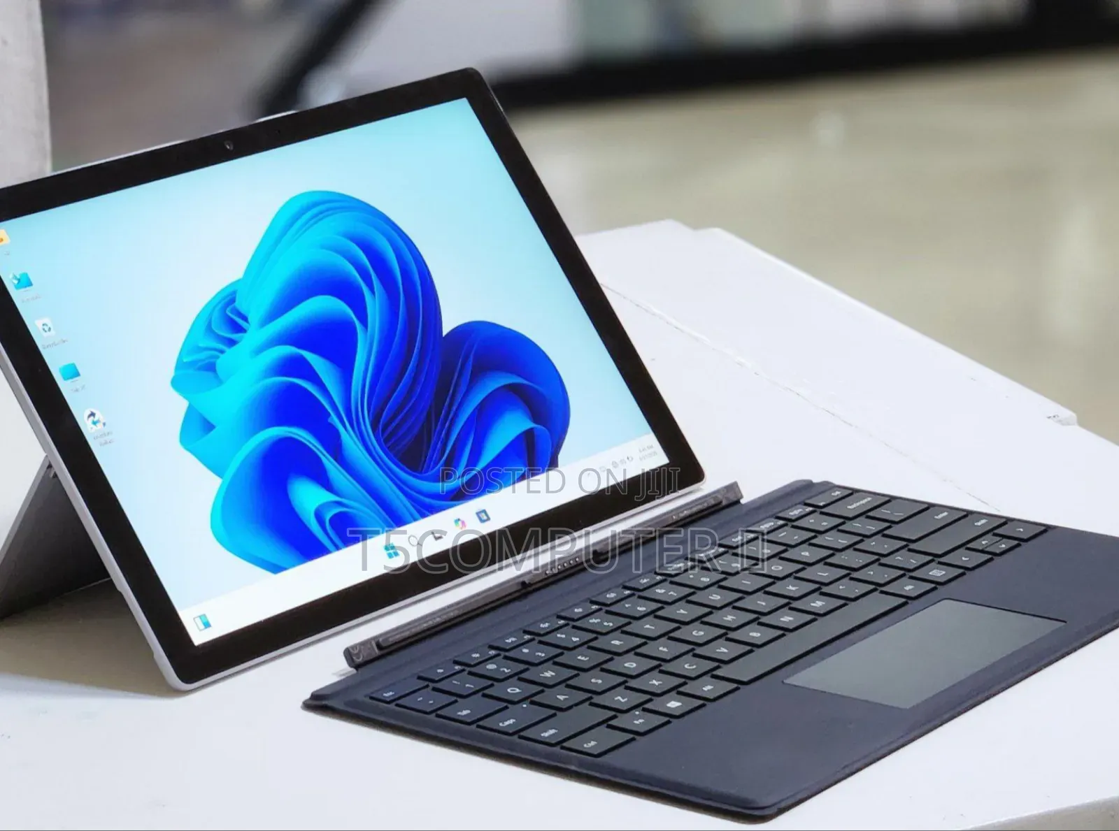 New Laptop Microsoft Surface Pro 7 16GB Intel Core I7 SSD 512GB