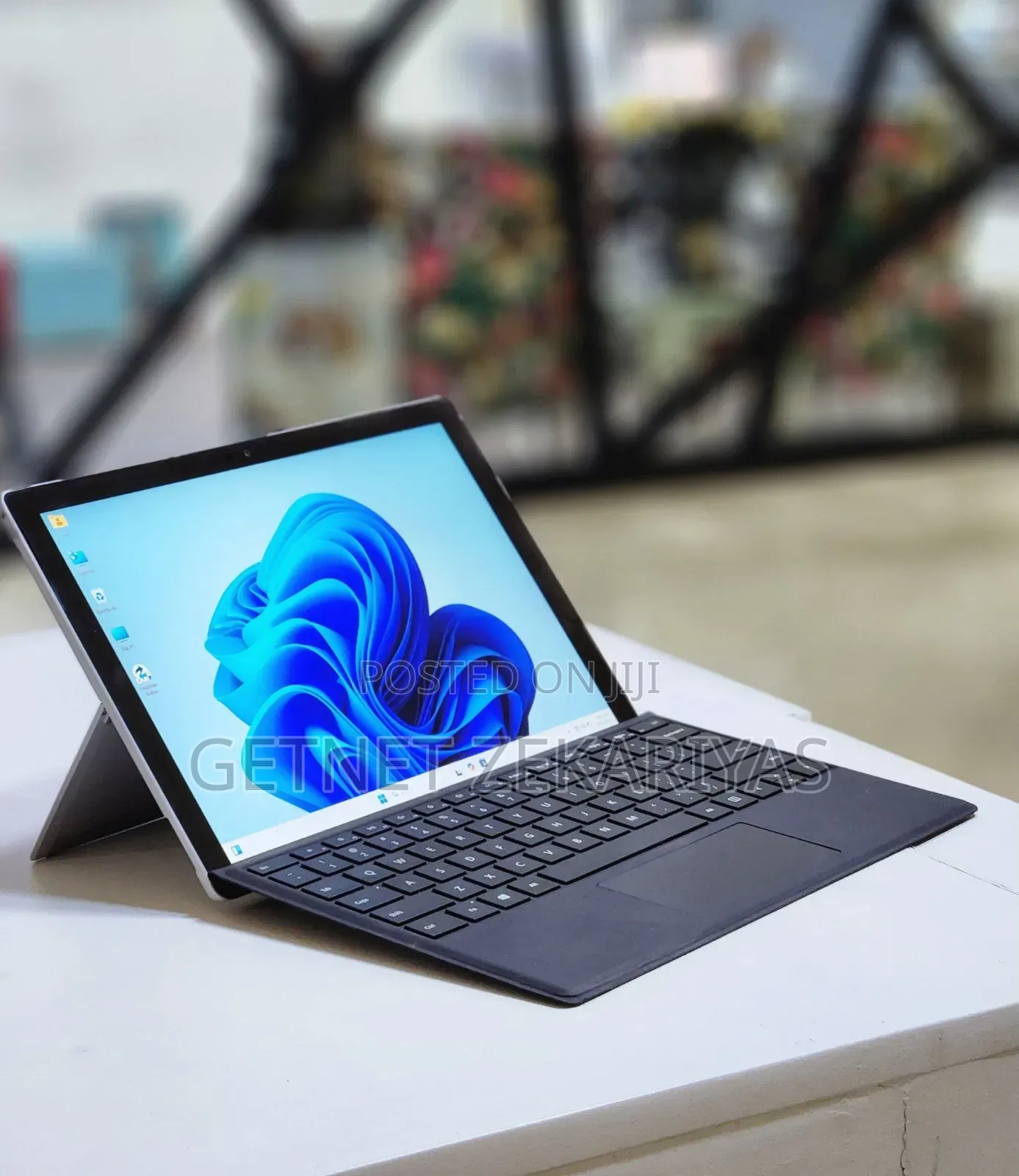 New Laptop Microsoft Surface Pro 6 8GB Intel Core I7 SSD 256GB