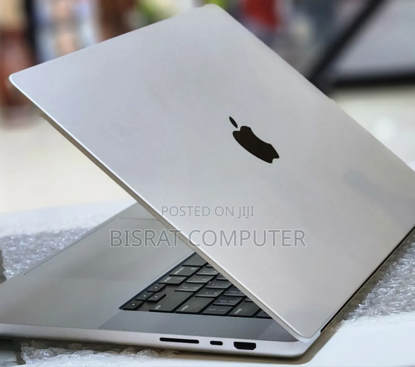 New Laptop Apple MacBook Pro M1 32GB Apple M1 Pro SSD 512GB