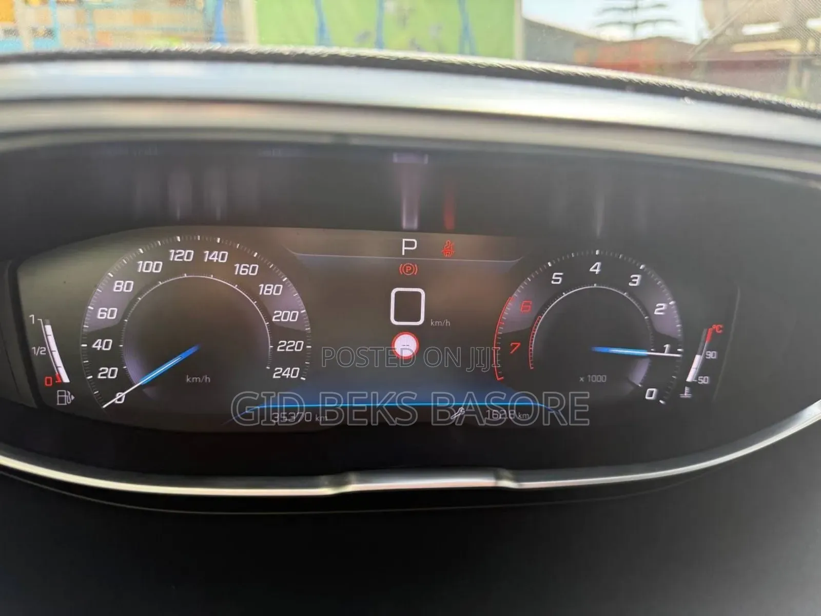 Peugeot 5008 2022 White