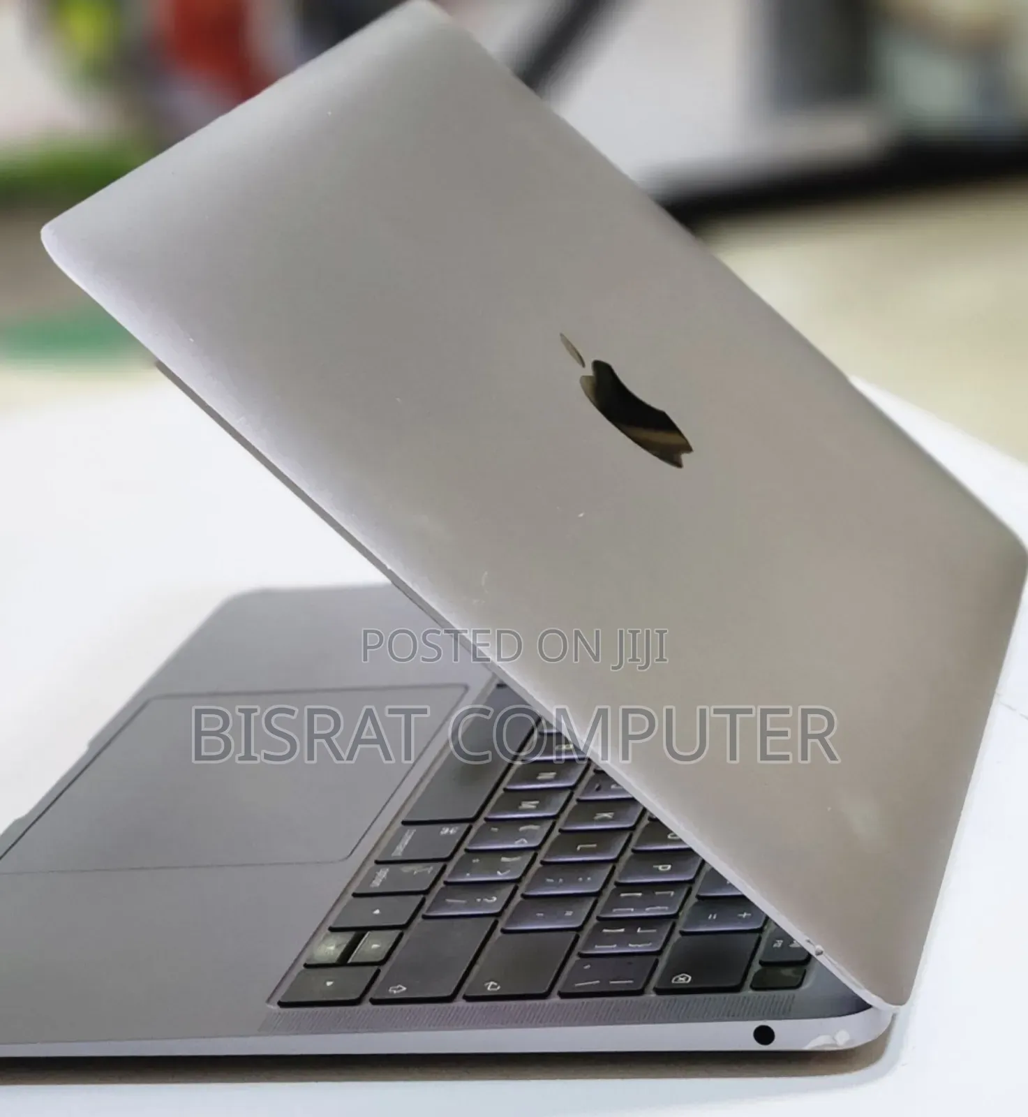 New Laptop Apple MacBook Air 2019 8GB Intel Core I5 SSD 256GB