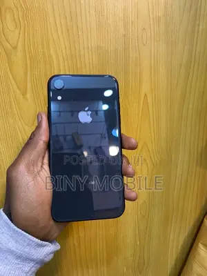 Apple iPhone XR 64 GB Black