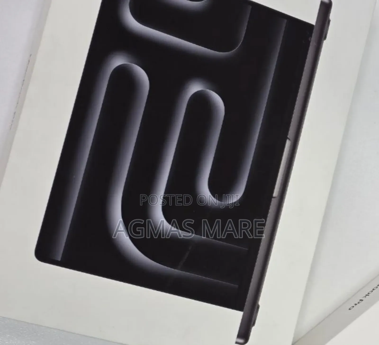 New Laptop Apple MacBook Pro 2024 M4 14-Inch 16GB Apple M4 SSD 1T