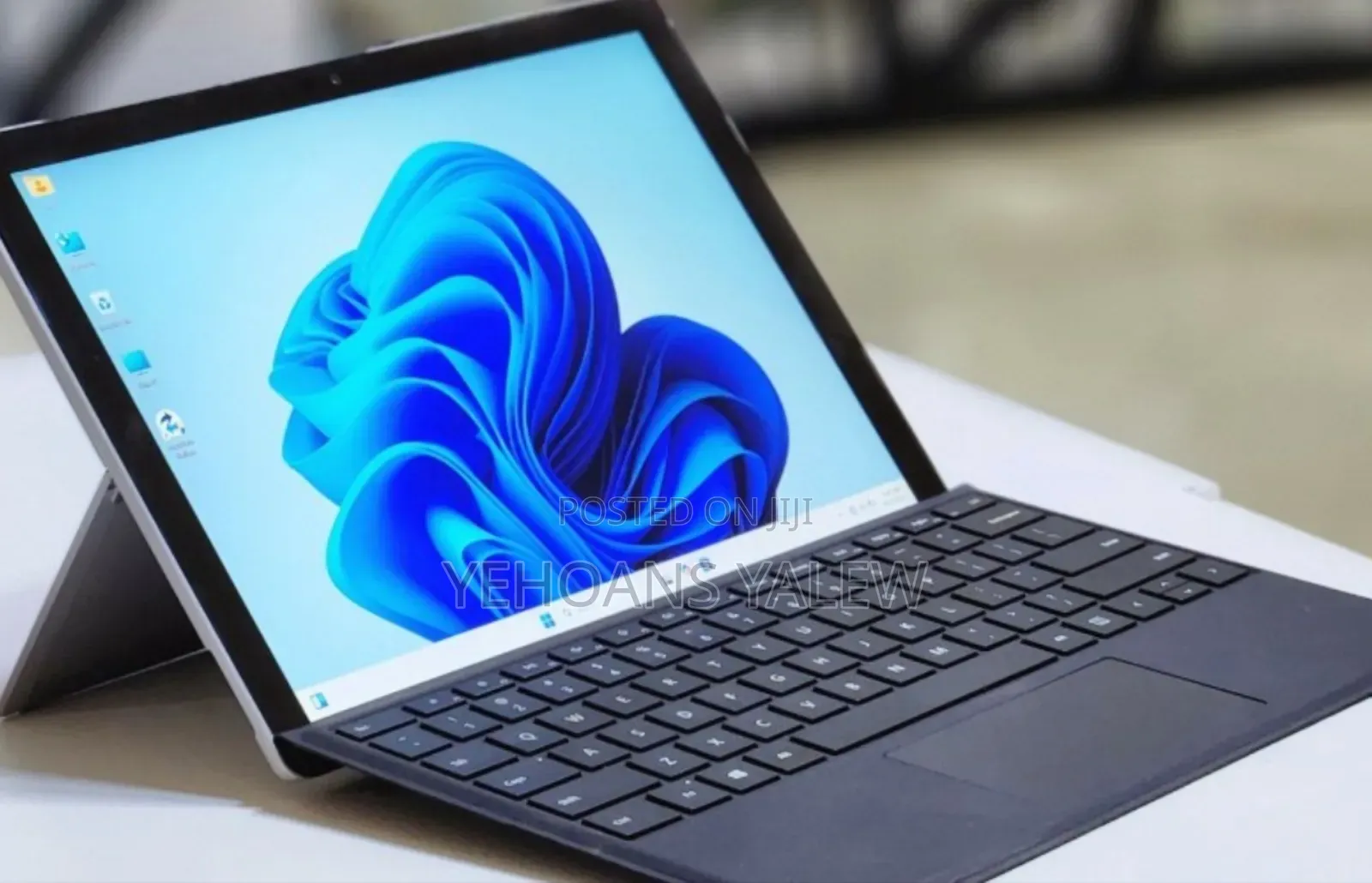 New Laptop Microsoft Surface Pro 6 8GB Intel Core i7 SSD 256GB