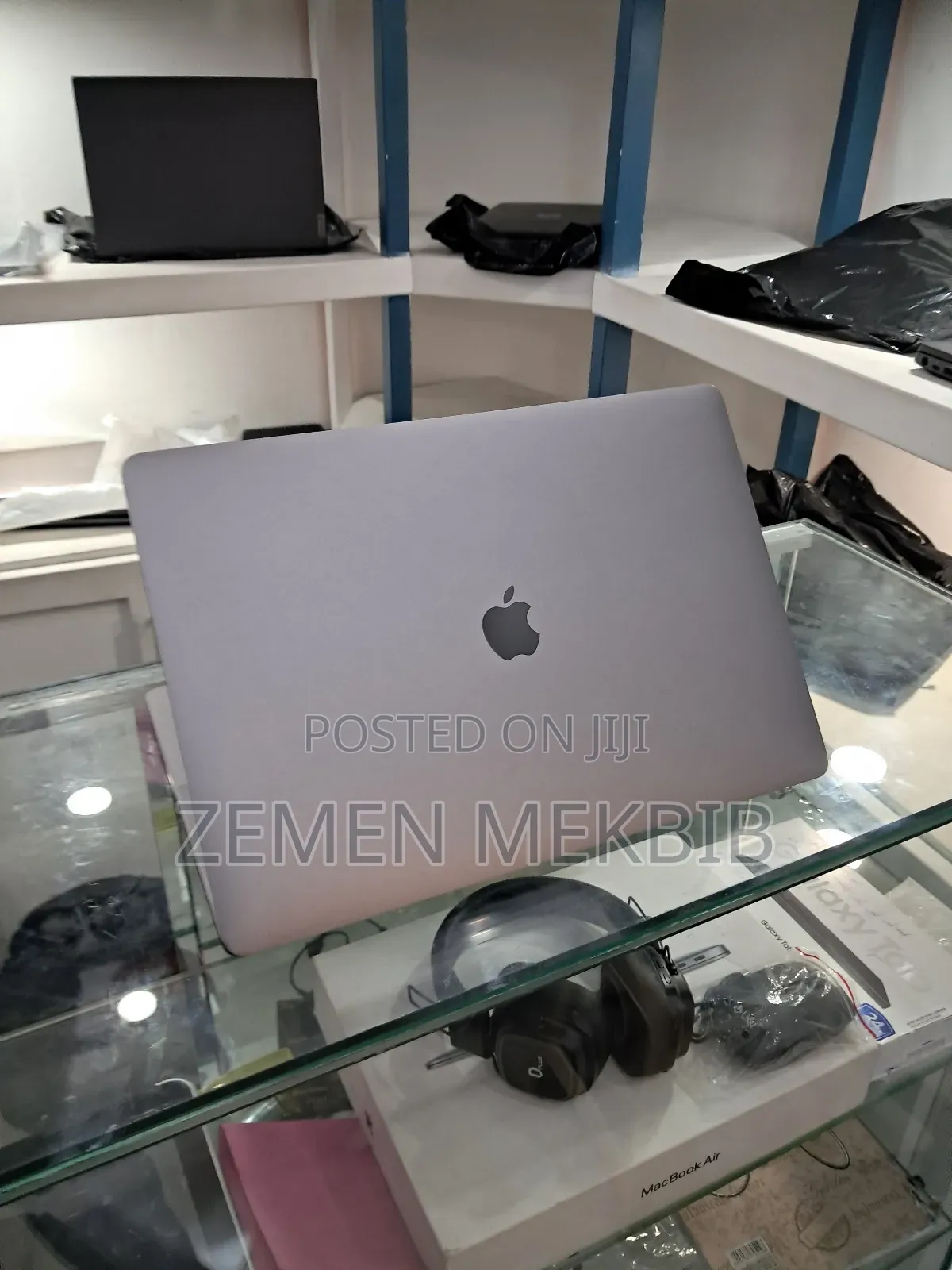 New Laptop Apple MacBook Pro 2019 32GB Intel Core I9 SSD 512GB