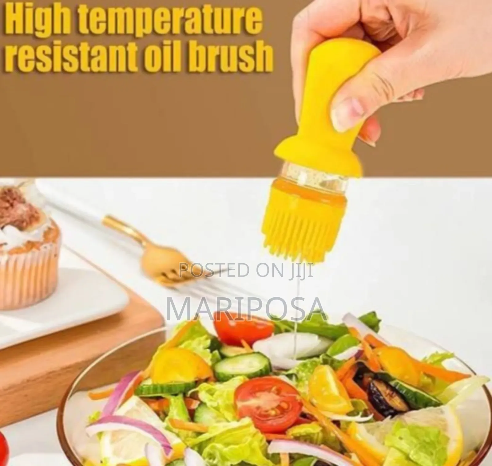 Integrated Brushing And Pouring Seasoning Bottle