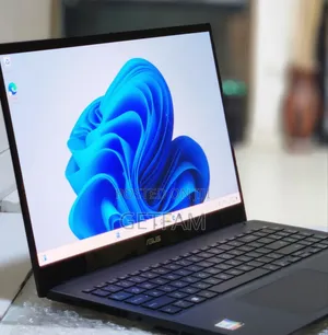 New Laptop Asus VivoBook 15 X505BA 16GB Intel Core I9 SSD 1T