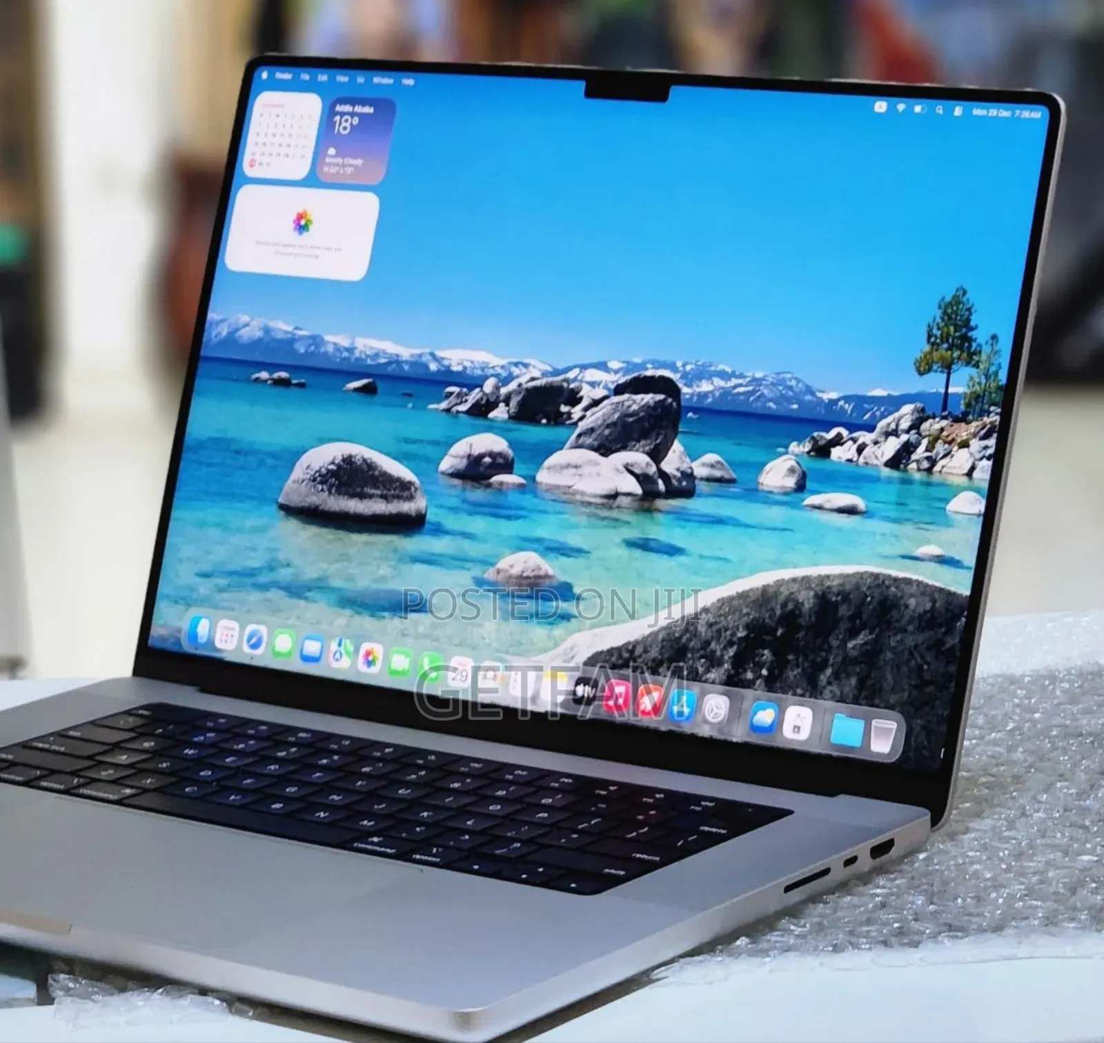 New Laptop Apple MacBook Pro M1 32GB Apple M1 SSD 32GB