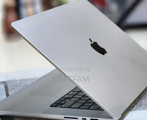 New Laptop Apple MacBook Pro M1 32GB Apple M1 SSD 32GB