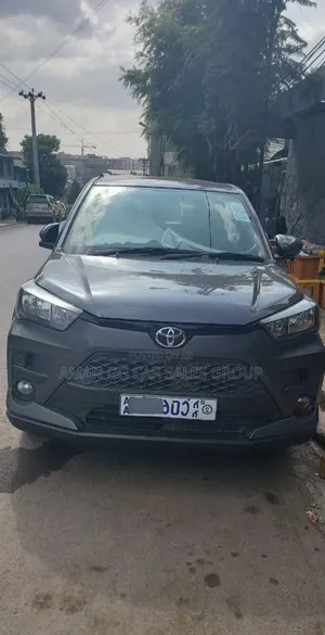 Toyota Raize 2022 Gray