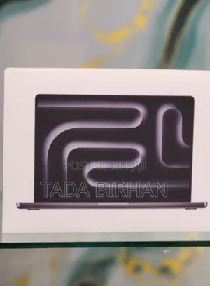 Photo - New Laptop Apple Macbook Pro 2025 M5 14-Inch 16GB Apple M5 SSD 512GB