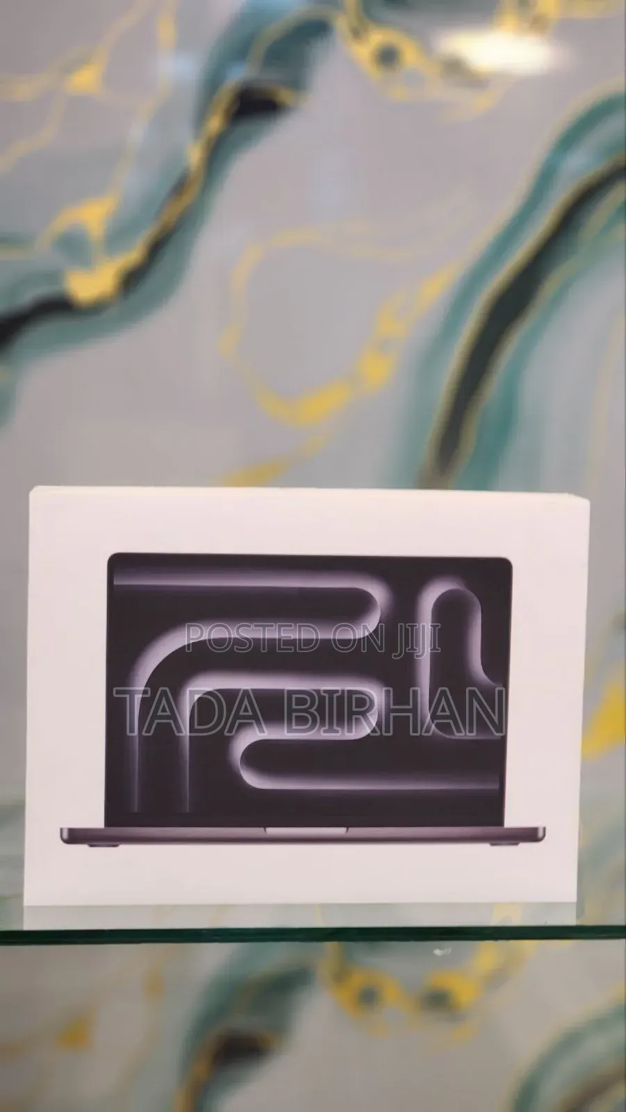 New Laptop Apple Macbook Pro 2025 M5 14-Inch 16GB Apple M5 SSD 512GB