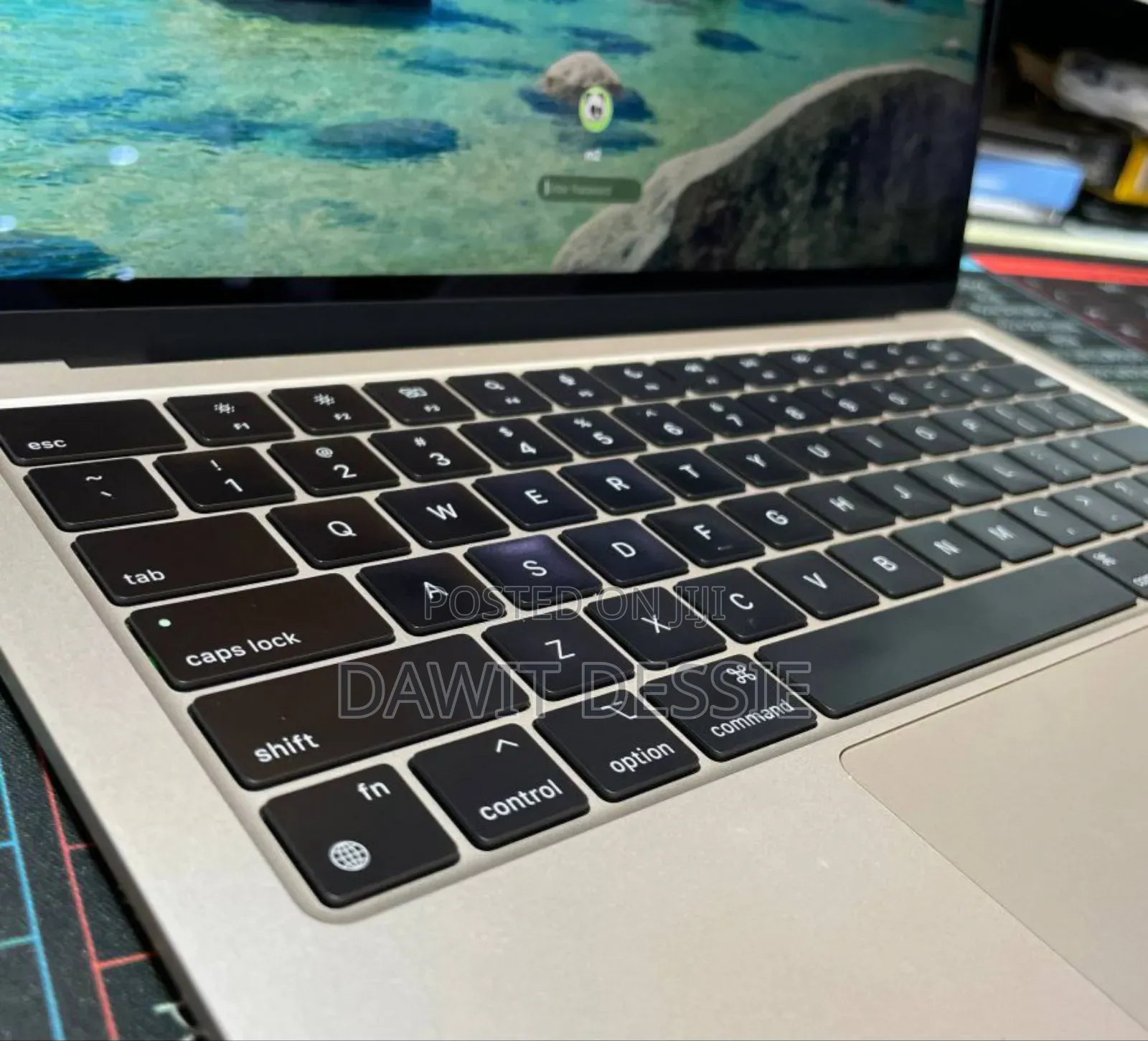 New Laptop Apple MacBook Air 2022 M2 16GB Apple M2 SSD 256GB