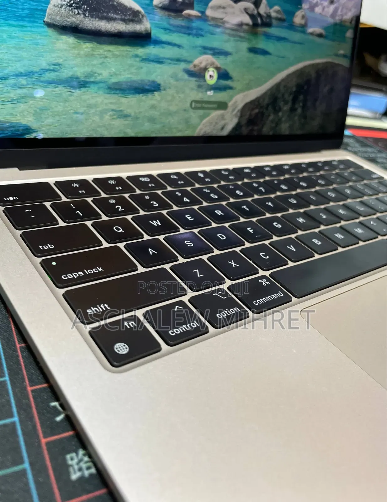 New Laptop Apple MacBook Air 2022 M2 16GB Apple M2 SSD 256GB