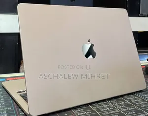 New Laptop Apple MacBook Air 2022 M2 16GB Apple M2 SSD 256GB