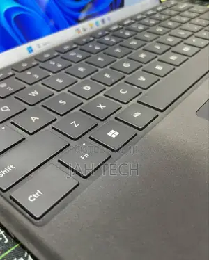 New Laptop Microsoft Surface Pro 8 16GB Intel Core I7 SSD 512GB