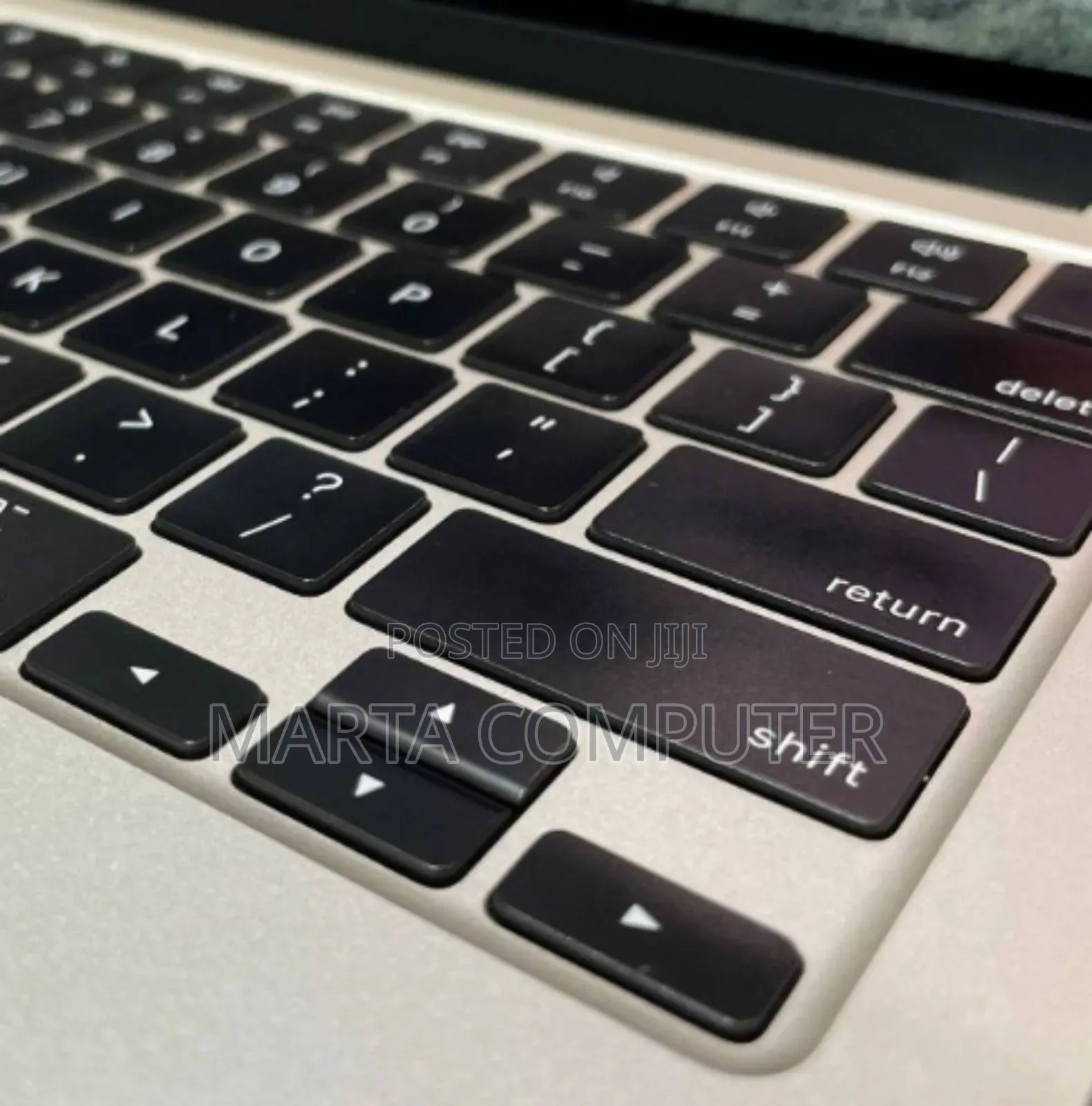 New Laptop Apple MacBook Air 2022 M2 16GB Apple M2 SSD 256GB