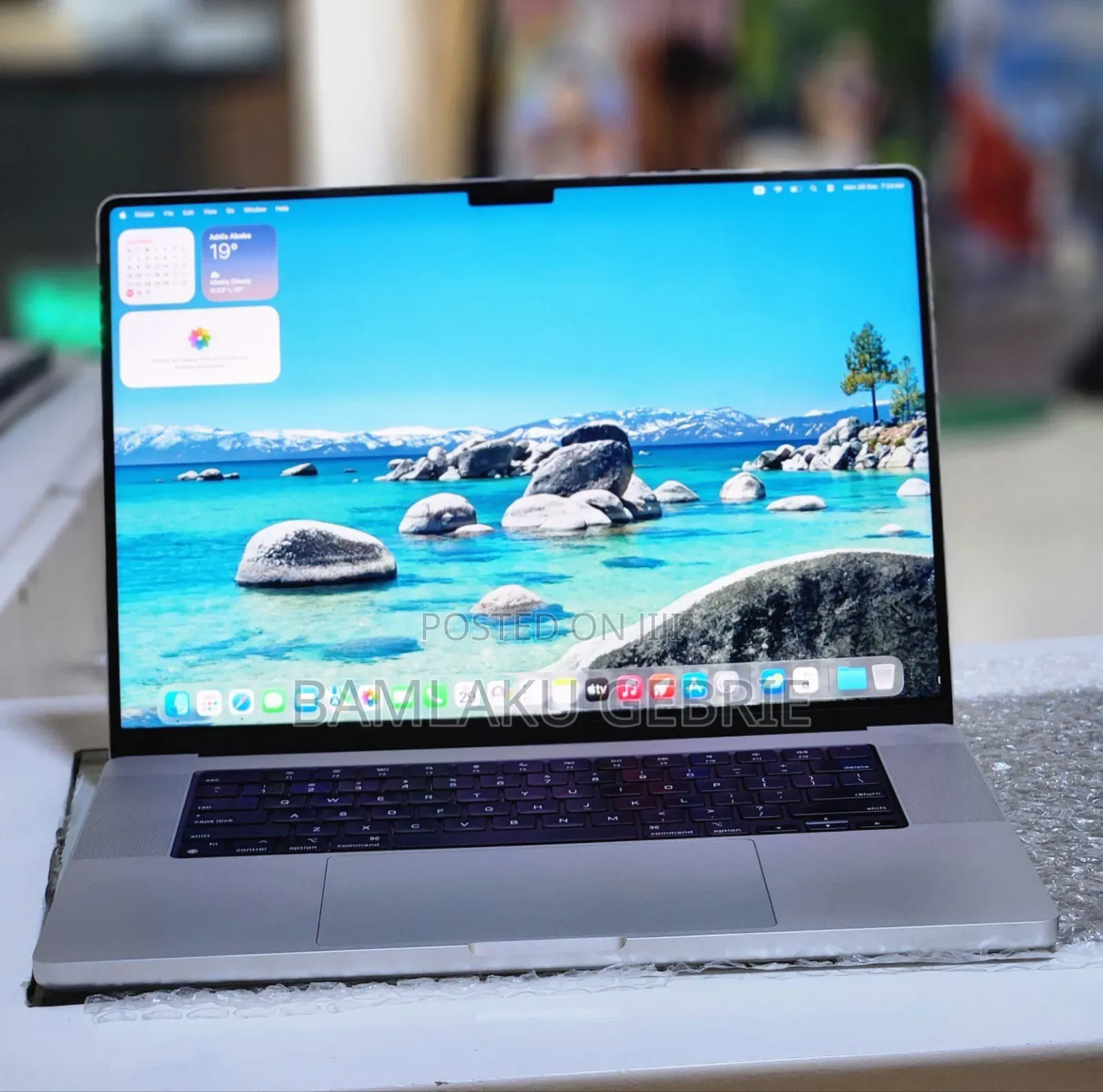 New Laptop Apple MacBook Pro M1 32GB Apple M1 Pro SSD 512GB