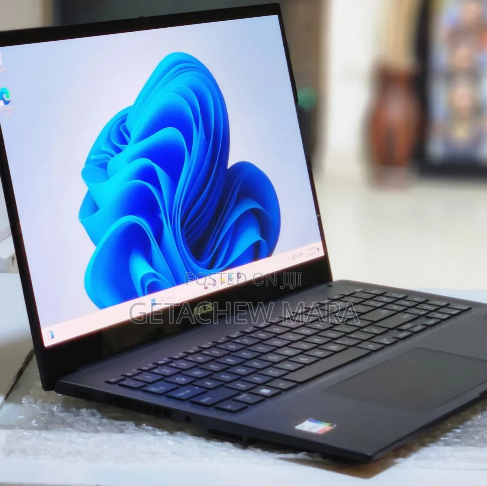 New Laptop Asus VivoBook 15 X505BA 16GB Intel Core I9 SSD 1T