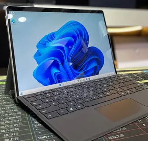 New Laptop Microsoft Surface 16GB Intel Core I7 SSD 512GB