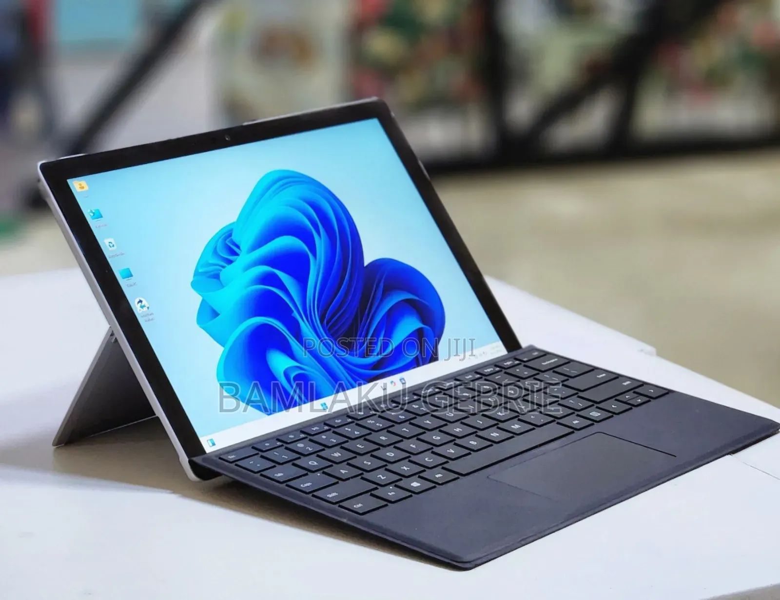 New Laptop Microsoft Surface Pro 6 8GB Intel Core I7 SSD 256GB