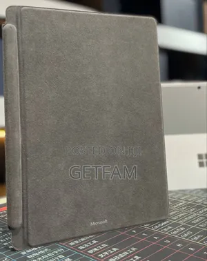 New Laptop Microsoft Surface 16GB Intel Core I7 SSD 512GB