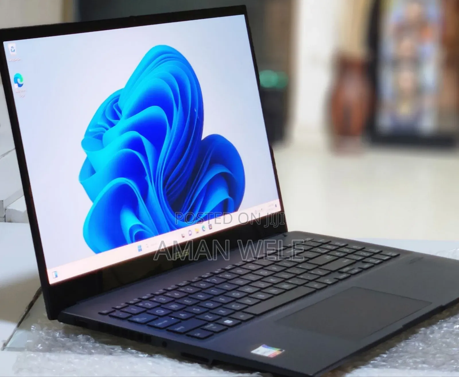 New Laptop Asus VivoBook 15 X505BA 16GB Intel Core i9 SSD 1T