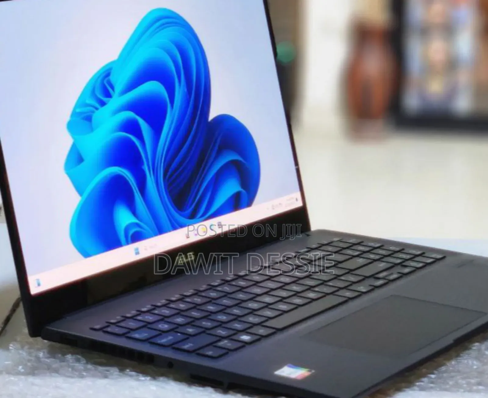 New Laptop Asus 16GB Intel Core I9 SSD 1T