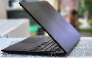 New Laptop Asus VivoBook 15 X505BA 16GB Intel Core I9 SSD 1T