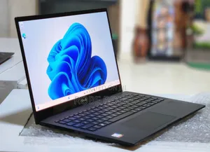 New Laptop Asus VivoBook 15 X505BA 16GB Intel Core I9 SSD 1T