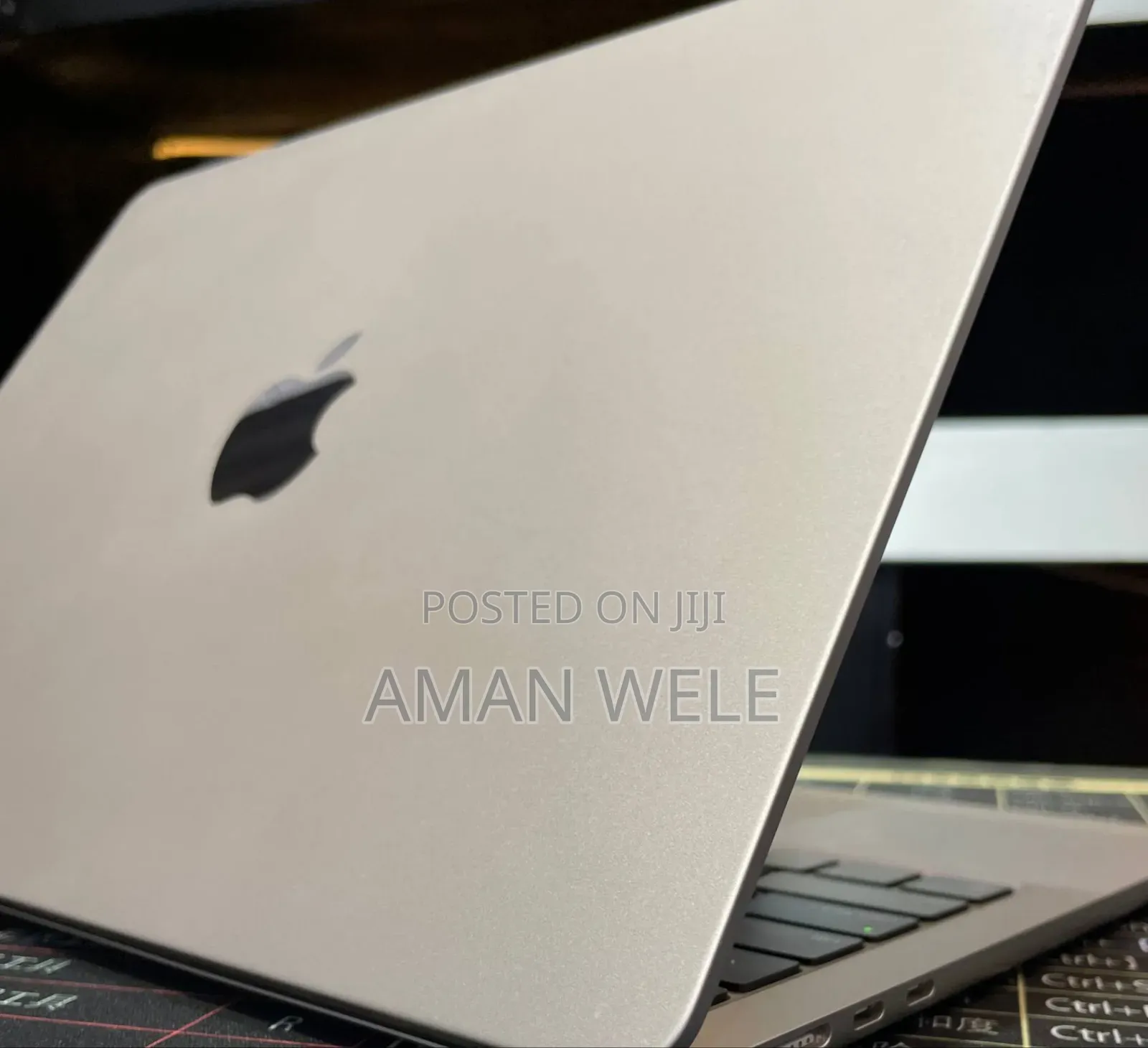 New Laptop Apple MacBook Air 2022 M2 16GB Apple M2 SSD 256GB