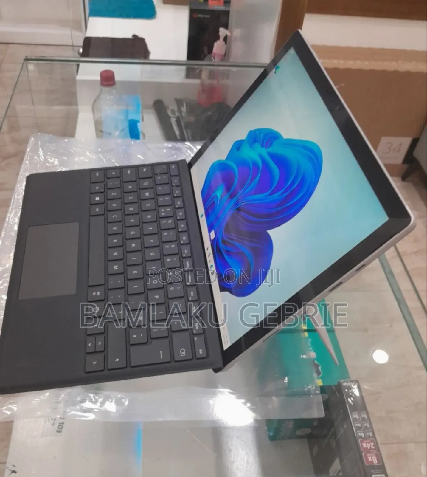 New Laptop Microsoft Surface Pro 7 8GB Intel Core I5 SSD 256GB