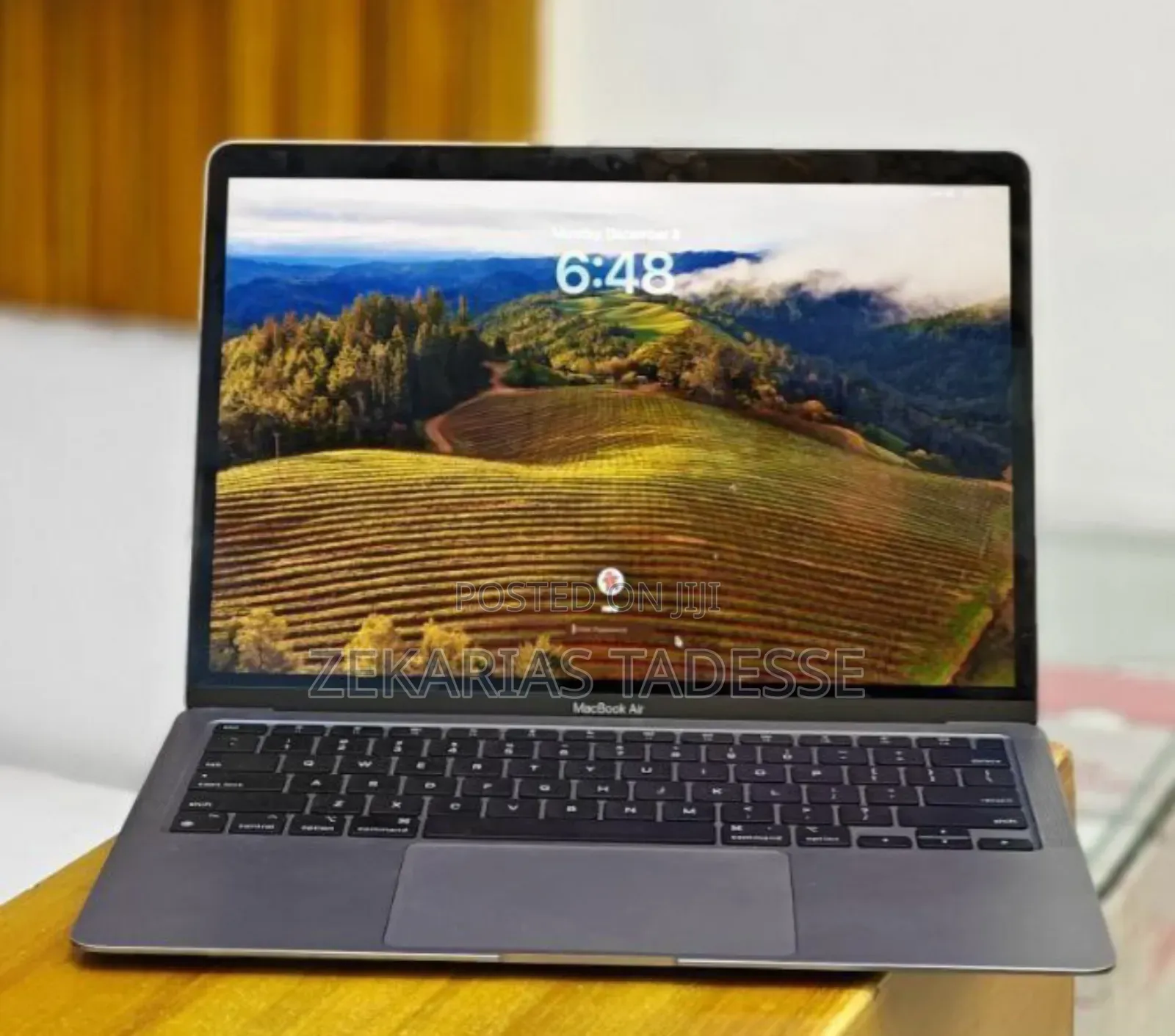 New Laptop Apple MacBook Air 2020 M1 8GB Apple M1 SSD 256GB